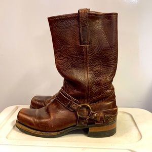 Men’s Frye boots